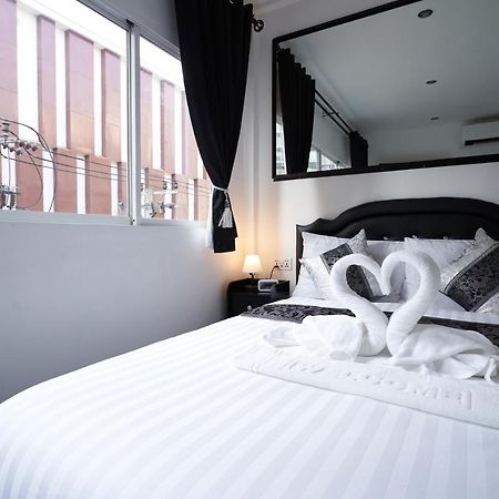 בנגקוק Thonglor Suites Hotel מראה חיצוני תמונה