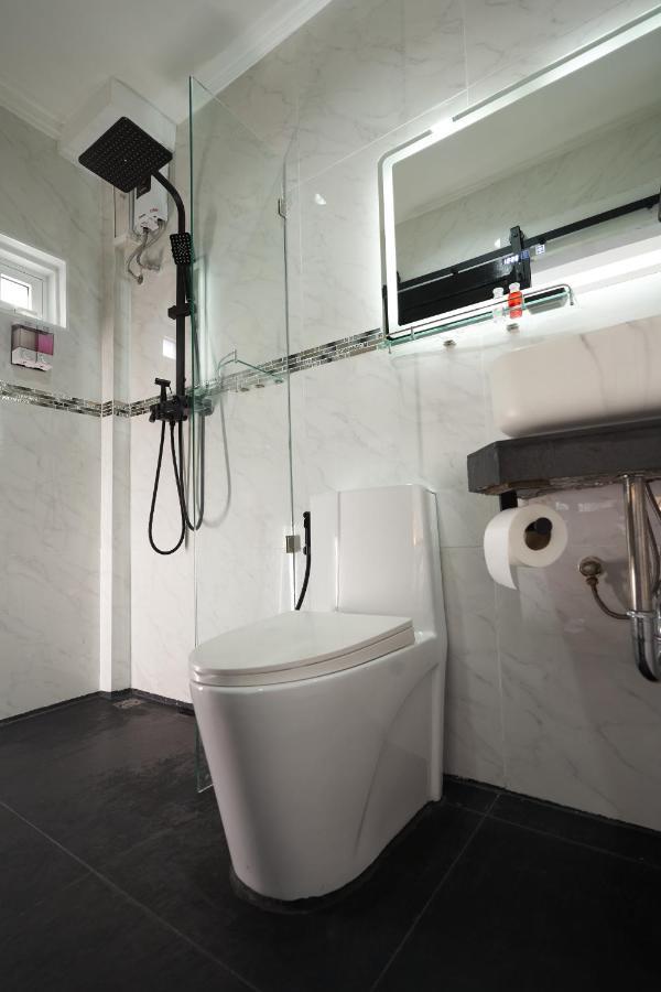 בנגקוק Thonglor Suites Hotel מראה חיצוני תמונה