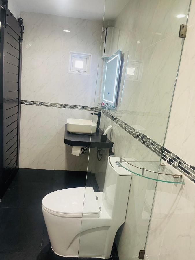 בנגקוק Thonglor Suites Hotel מראה חיצוני תמונה