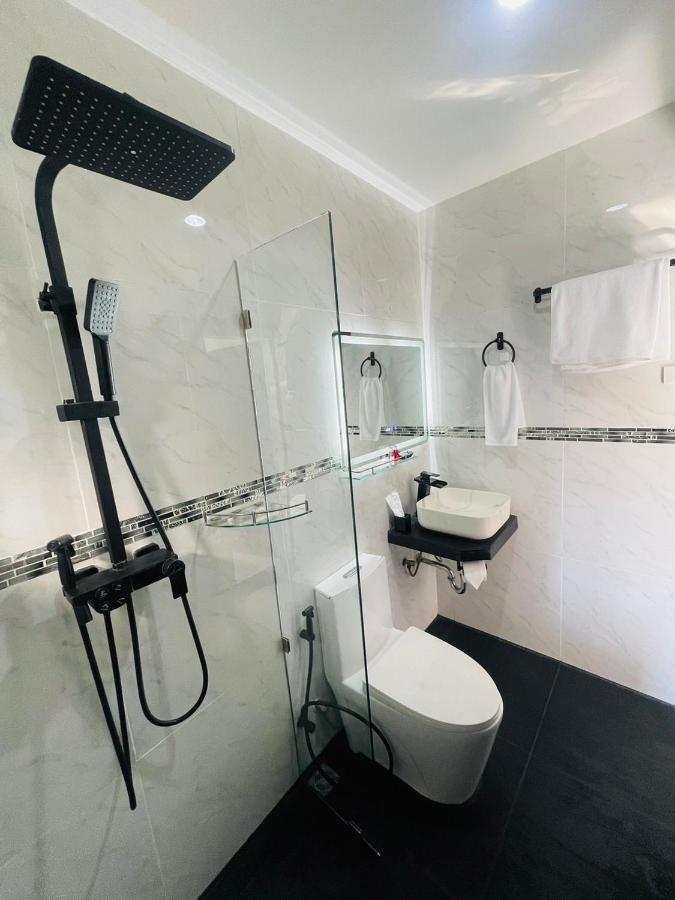 בנגקוק Thonglor Suites Hotel מראה חיצוני תמונה
