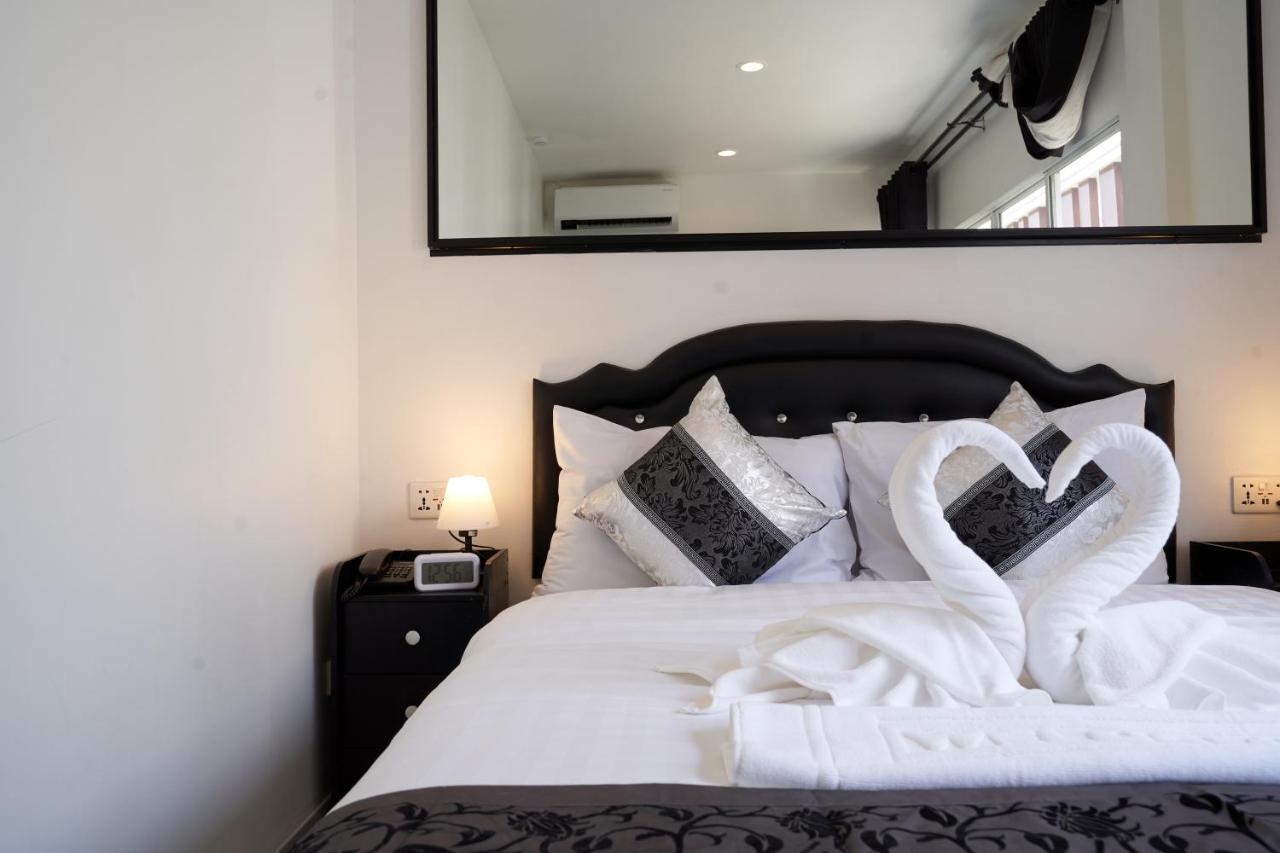 בנגקוק Thonglor Suites Hotel מראה חיצוני תמונה