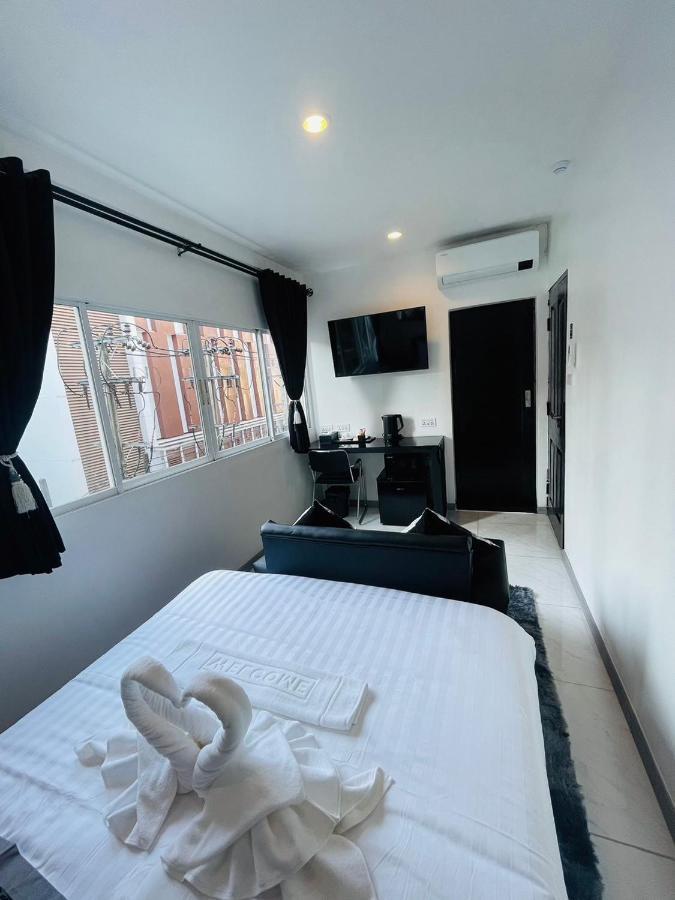 בנגקוק Thonglor Suites Hotel מראה חיצוני תמונה